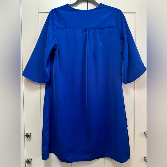 Blue V Neck Bell Shirt Sleeve Dress Chiffon With Arymetric Edge Sz LG NEW! - Picture 2 of 4